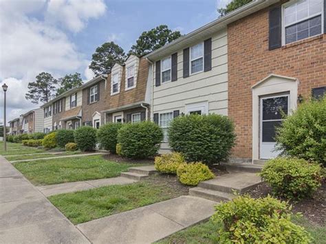 Woodbriar is a hop skip and jump to shopping at Chesterfield Town Center, a short drive to Phillip Morris, DuPont and Forest Hill Park, and has easy access to Powhite and Chippenham. . Second chance apartments in richmond va